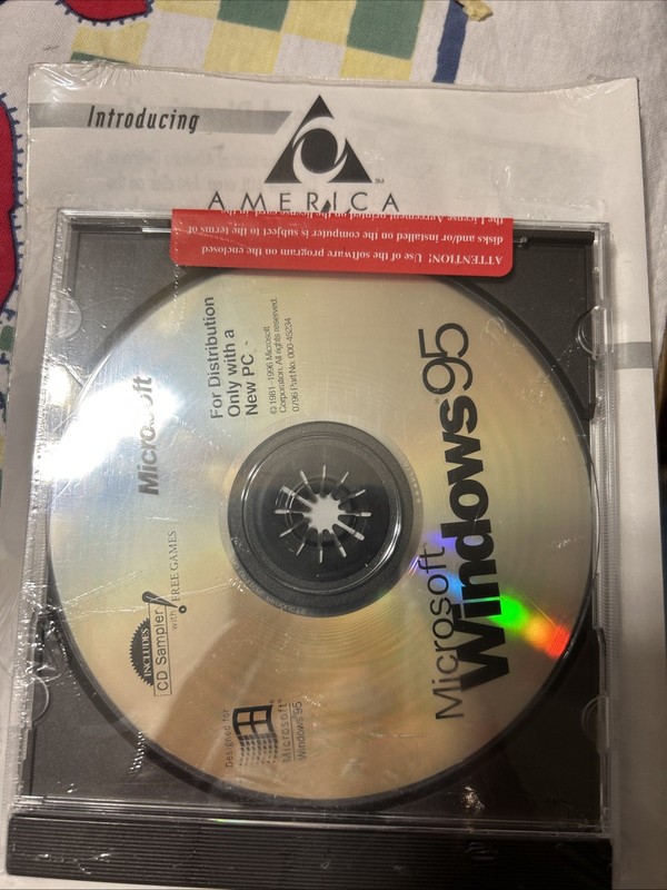 New In Package Windows 95 Cd/Manual with Product Key Sealed