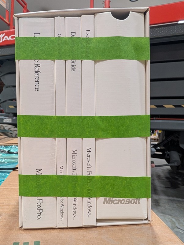 Microsoft FoxPro 2.5 for Windows Big Box – Promotional Sample Not For Resale... gallery