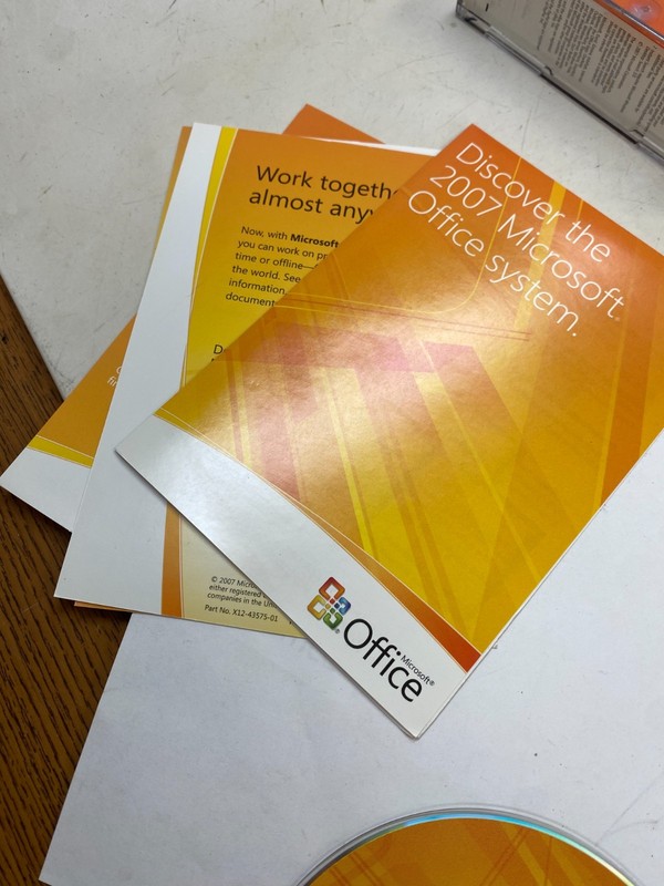 Microsoft Office 2007 Small Business Edition with Original Box & Product Key gallery
