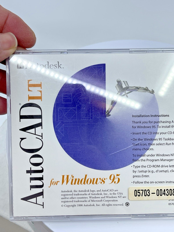 VTG AutoCadlt For Windows 95 Cd And Floppy Disk Bundle gallery