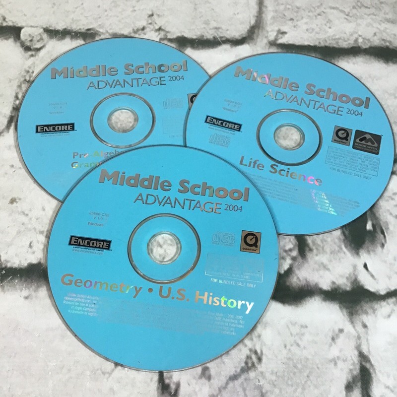 PC Software Games Educational Loose Disc Lot Of 12 Flawed Scratched Untested gallery