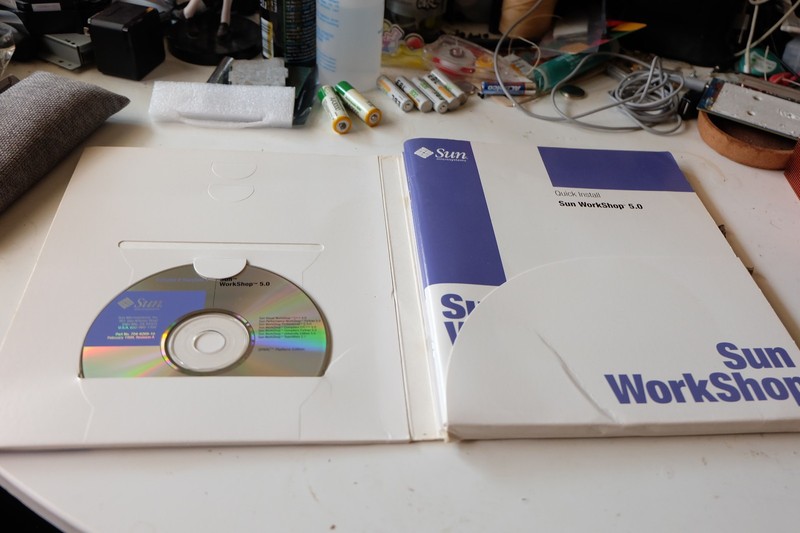 Sun Microsystems Sun WorkShop 5.0 Installation and Licensing Kit (No license) gallery