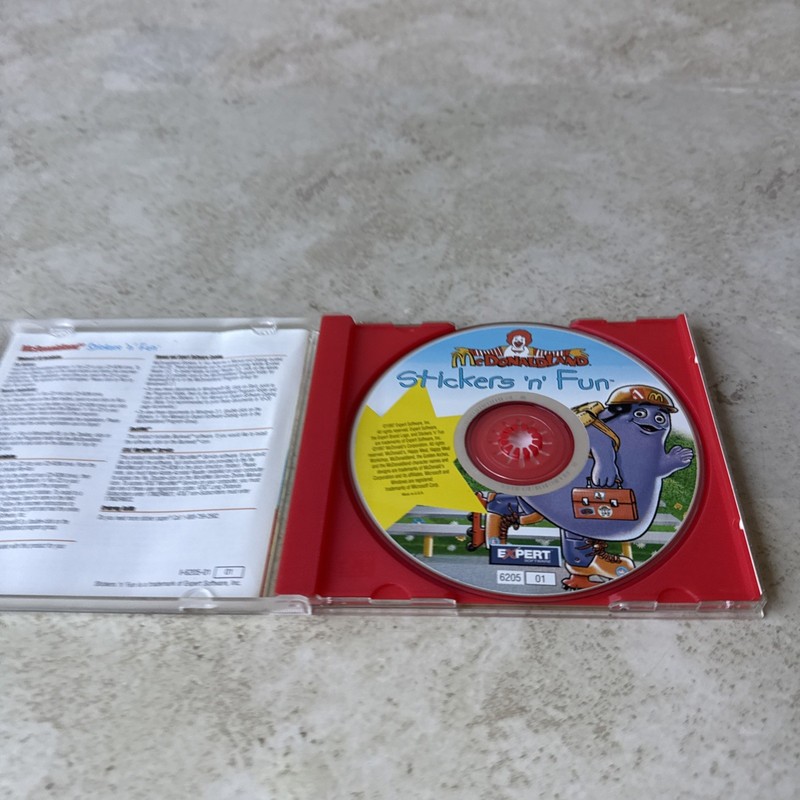 McDonaldLand Stickers 'n' Fun (PC, 1997) gallery