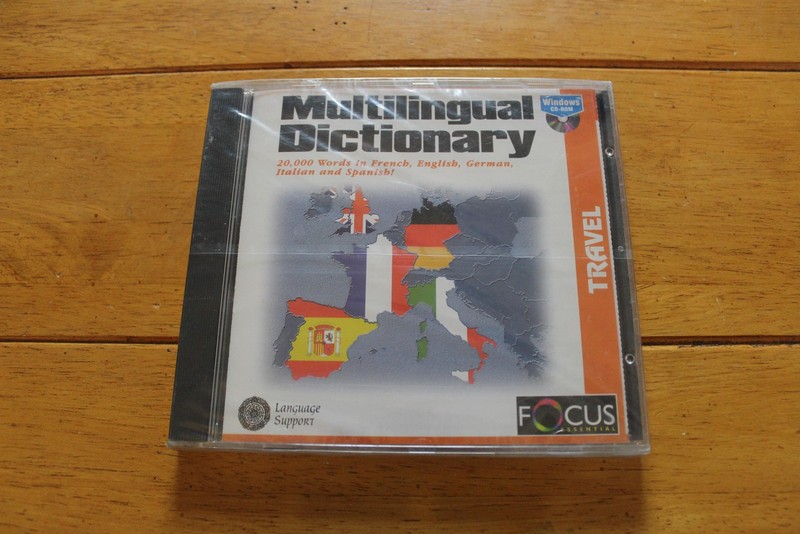 Focus Essential Multilingual Dictionary Windows CD-ROM Language Learning PC