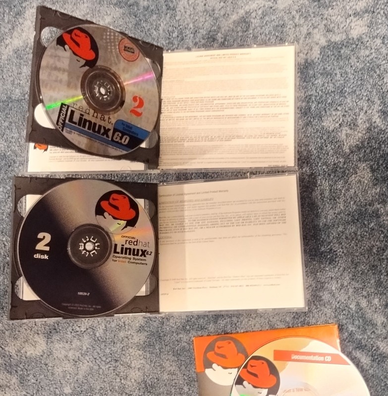 Vintage RedHat Linux 6 Bundle for PC gallery