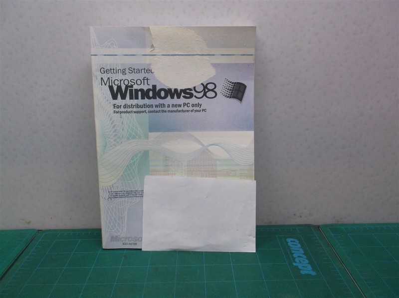 Microsoft X03-66598 Windows 98 Getting Started w/ COA