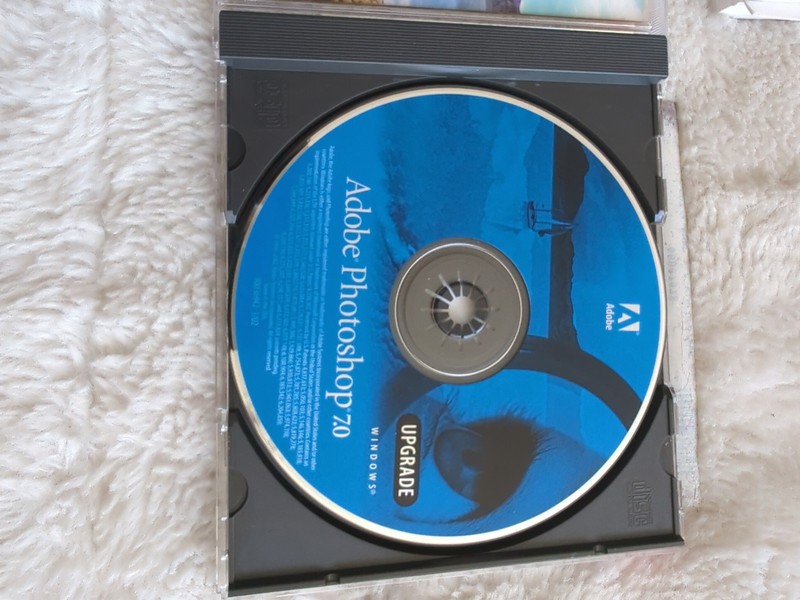 Adobe Photoshop 7.0 Upgrade Windows With Manual Inserts Disc & Serial Number gallery