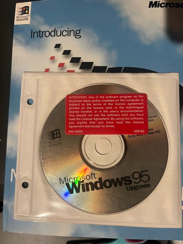 Microsoft Windows 95 Upgrade Installation CD-ROM with Activation Key