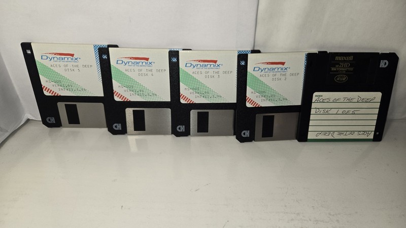 Dynamix -Aces of the Deep (5 Disk) & Aces Over Europe (3 Disk) 3.5″ Floppy Disk