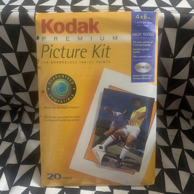 KODAK PREMIUM PICTURE KIT CAT-102 2532 4X6 20 PRINTS