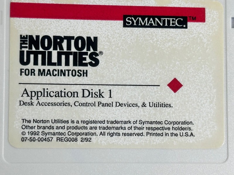 Symantec Norton Utilities Macintosh 2.0 Complete 6-Disk Set 3.5″ Floppies 1992 gallery