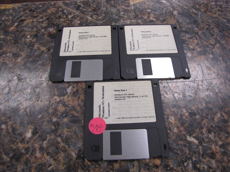 Lot of (3) Microsoft Windows NT Workstation Version 4.0 3.5″ Disks – MA2