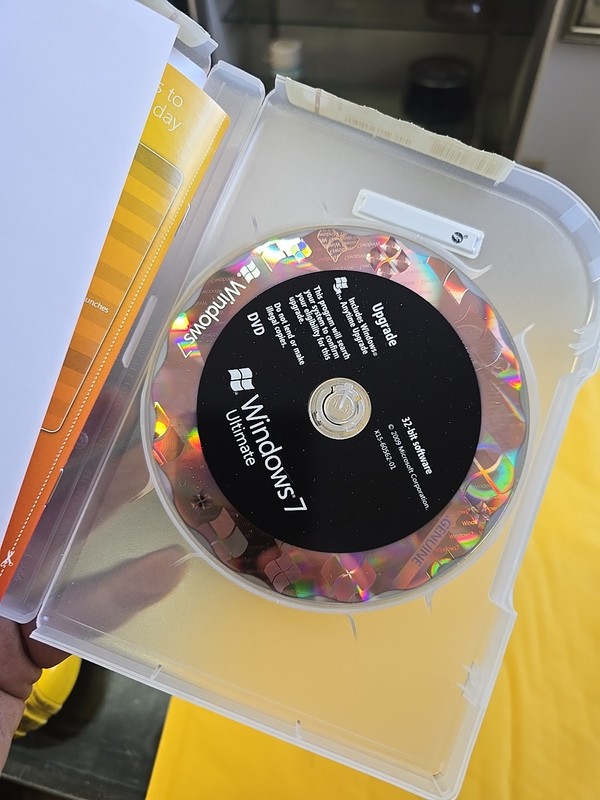 Microsoft Windows 7 Ultimate 32/64 Bit DVD -Full Retail Version gallery