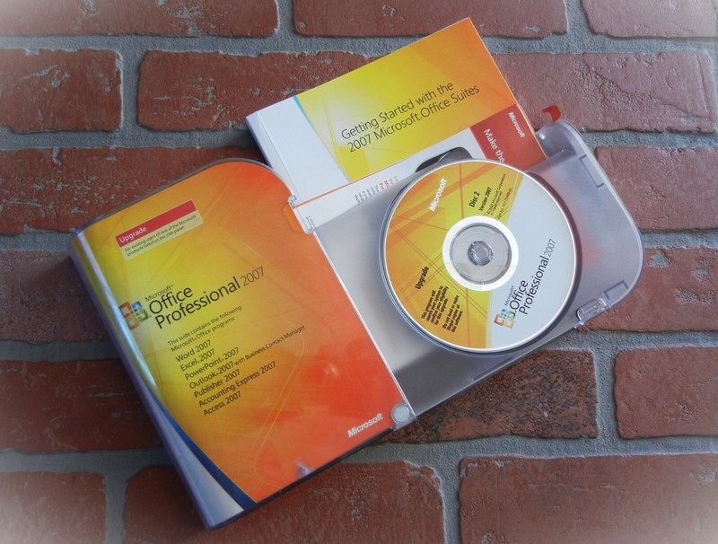 MICROSOFT OFFICE 2007 Vintage PC Software FOR GEEKS All Business UPGRADE FULL gallery