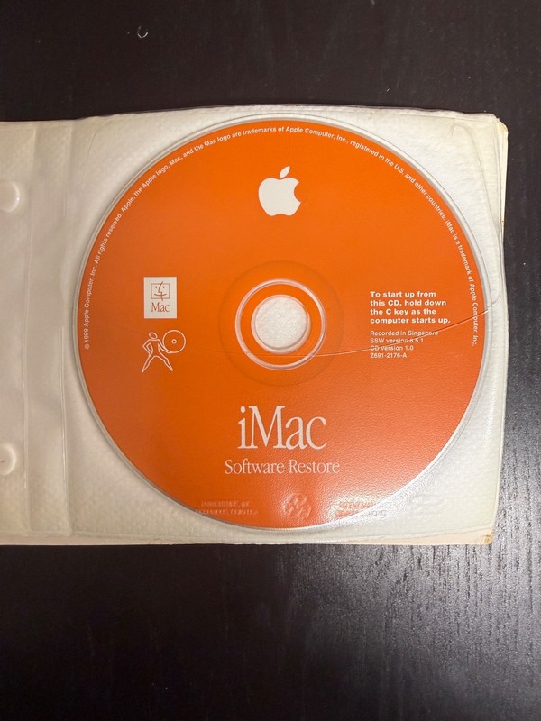 Apple Mac OS8.5.1 for iG3 Mac software pack 1999 gallery