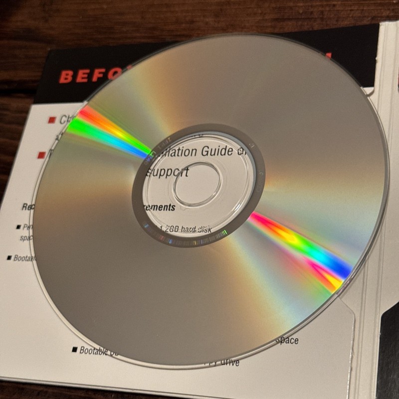 Red Hat Linux 7 Operating System Deluxe Retail Full CD Set gallery