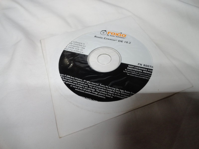 Roxio Creator DE 10.2 CD Sonic Solutions Disc CD DVD Burning Sealed New