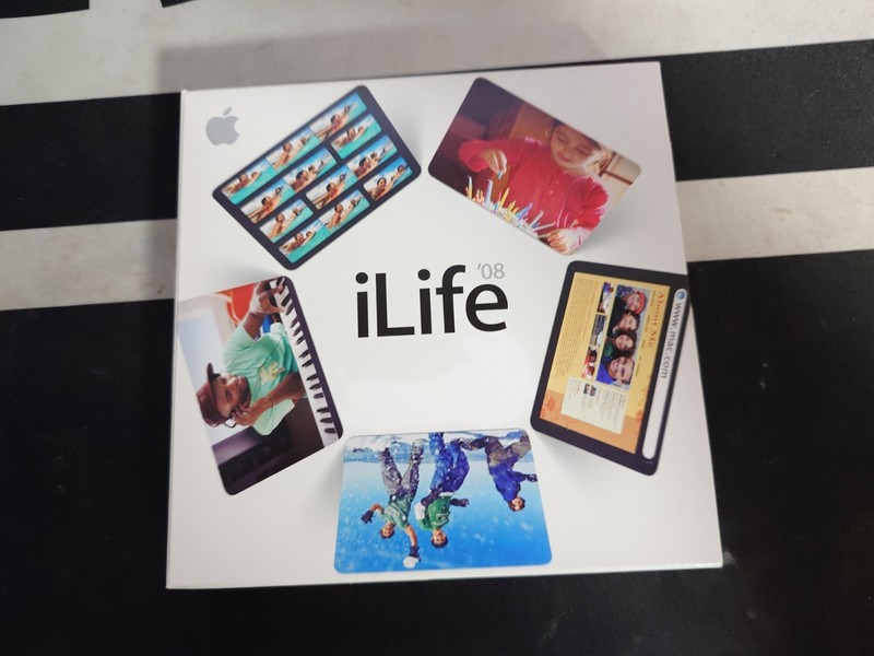 APPLE iLife ’08 Retail Version 8.0.1 Mac Software Used Complete Excellent