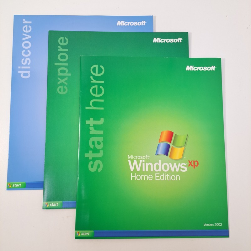 Microsoft Windows XP Home Edition Version 2002 CD-ROM Vintage Box w/ Key gallery