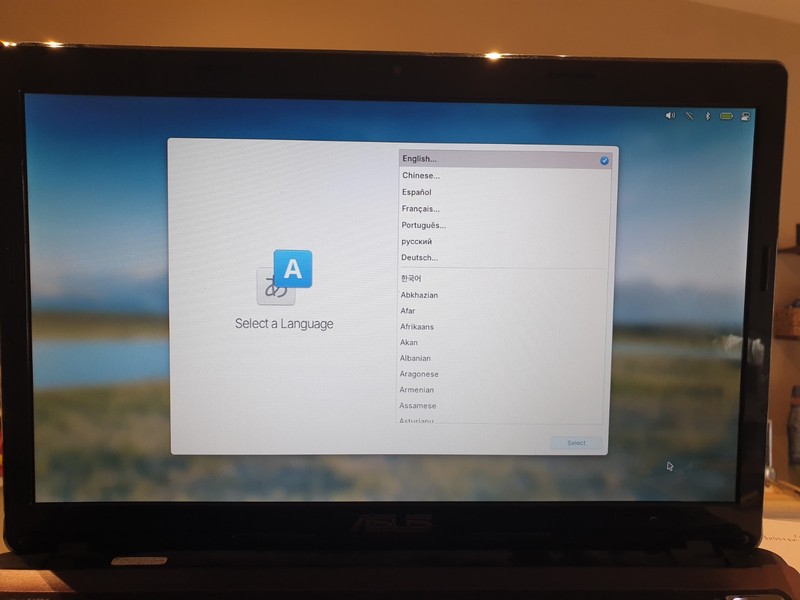 Linux ElementaryOS V8.1, 64-bit, Bootable Live and Install USB Flash Drive gallery