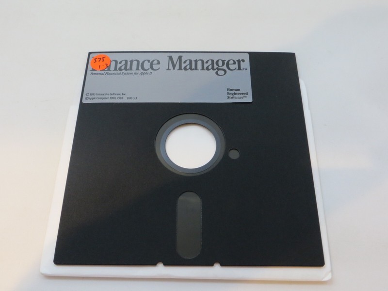 5.25″ Floppy Disk FINANCE MANAGER Personal Financial System for the Apple II