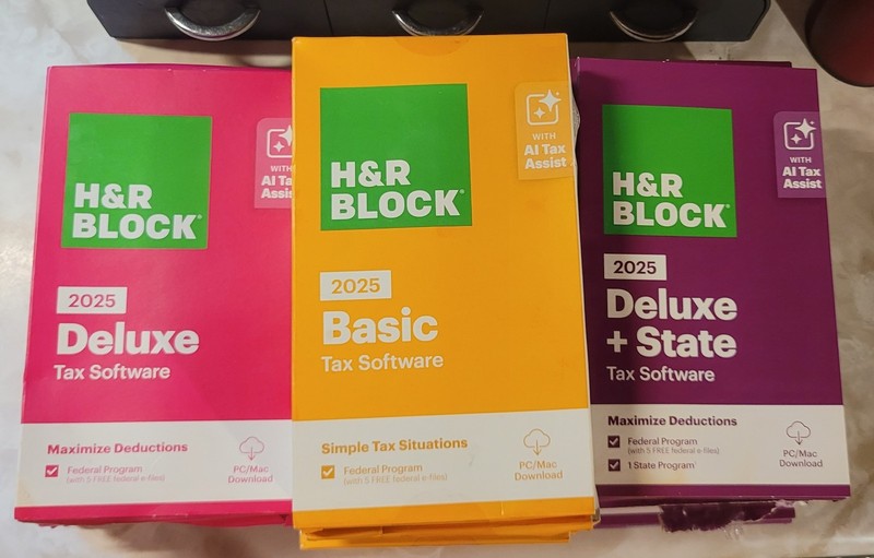 H&R Block Tax Software Deluxe + State 2024 PC/Mac