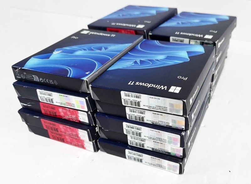 Lot of 20 Microsoft Windows 10 Pro USB Flash Drive HAV-00162