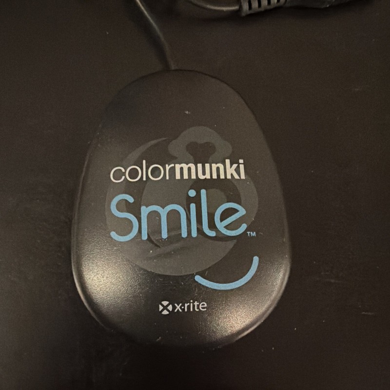 X-Rite ColorMunki Smile Monitor Calibration Device For Photo & Video Editing gallery
