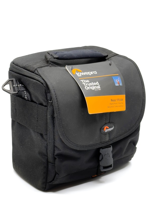 Lowepro Rezo 170 AW Digital Camera Bag (Black)