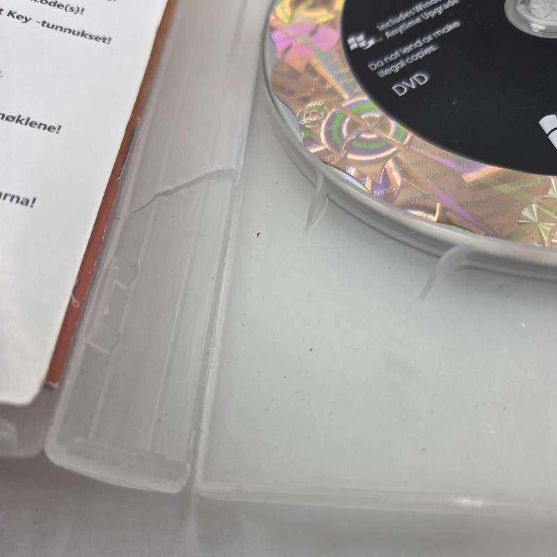 Microsoft Windows 7 Ultimate 32 & 64 Bit DVDs Genuine W/ Key - Case Damage gallery