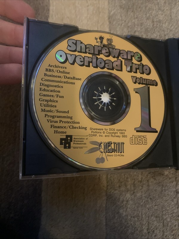 Shareware Overload Trio: Over 1.5 Gigabytes Of Software 1993 CDRP 3 Disc Set gallery