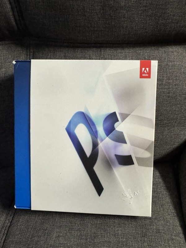 Adobe Photoshop CS5 Mac Full Retail Box w/ Serial Number