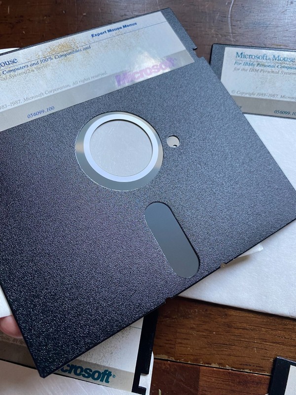 VTG 1987 Microsoft Mouse and Paintbrush - 5.25" Floppy Expert Menus gallery