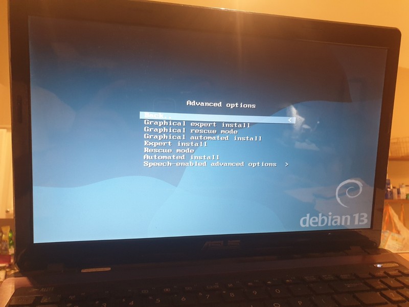 Linux Debian V13.3.0, 64-bit, Bootable Install USB Flash Drive gallery