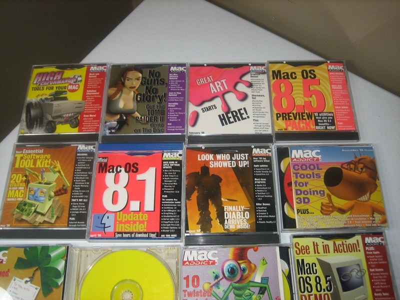 Lot of 15 Vintage MacAddict CD-ROM the Disc 1996, 97, 98, 99, 01, 02, 06 gallery