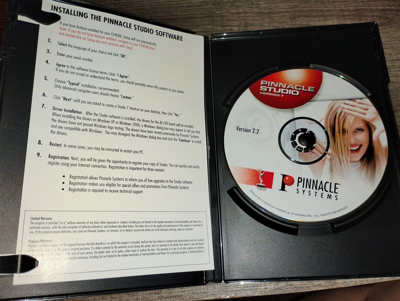 Pinnacle Studio Version 7 PC CD-ROM Pinnacle Systems 2001 with Serial Windows XP gallery