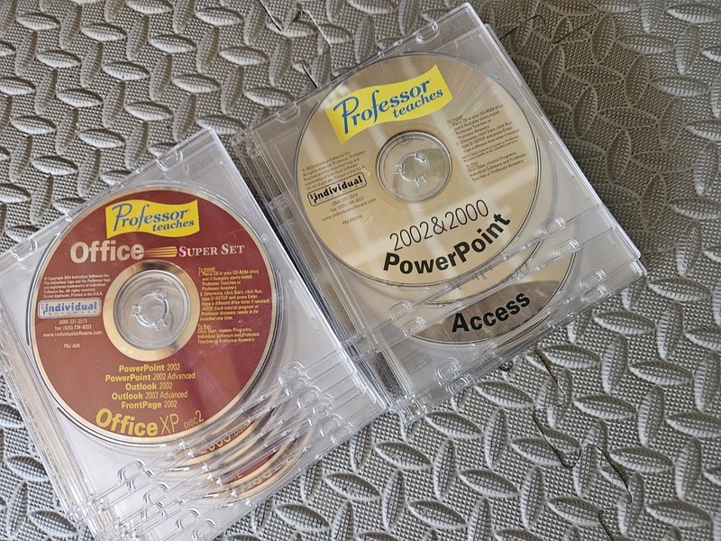 Professor Teaches Office 2000- 2002-2003 set. 16 cds gallery