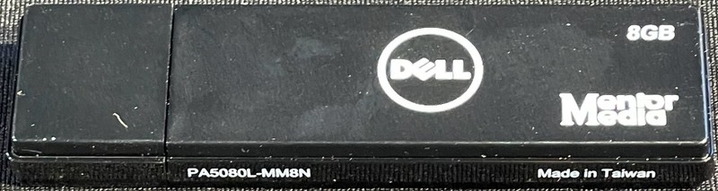 Dell / Microsoft Windows 8.1 64Bit Recovery Media USB Thumb Drive / Y13J4